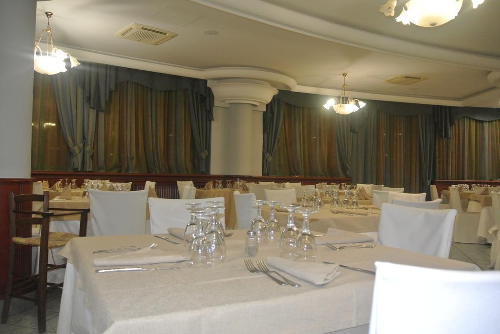 Hotel Stefano a Melito Melito di Napoli Bagian luar foto
