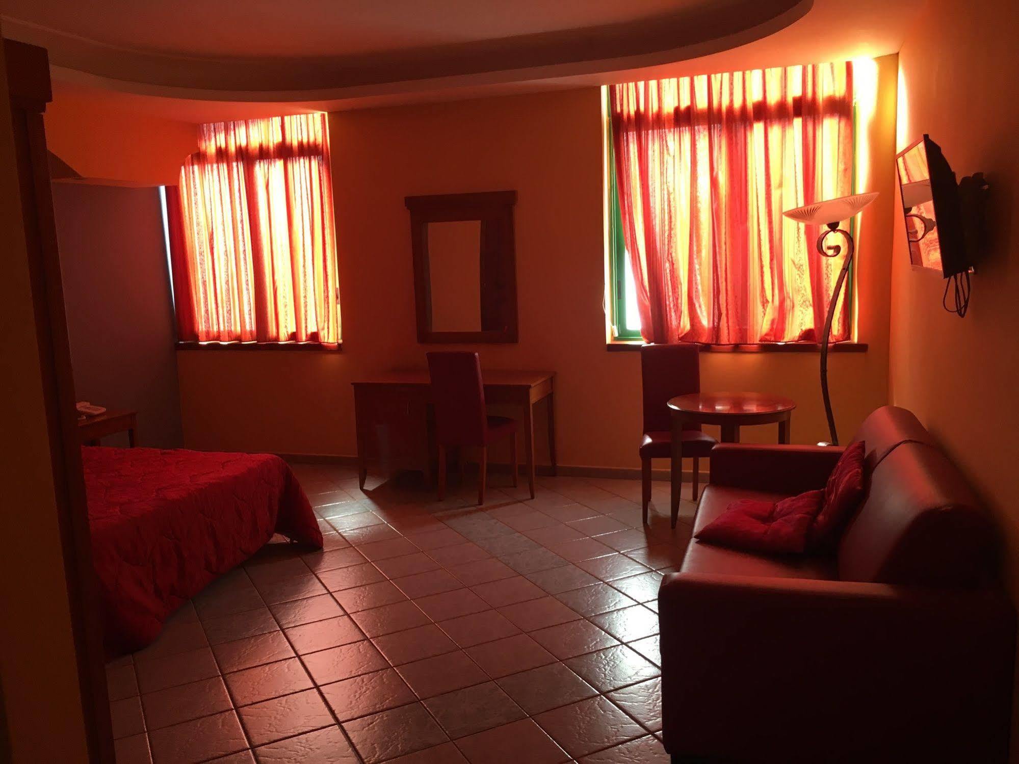 Hotel Stefano a Melito Melito di Napoli Bagian luar foto